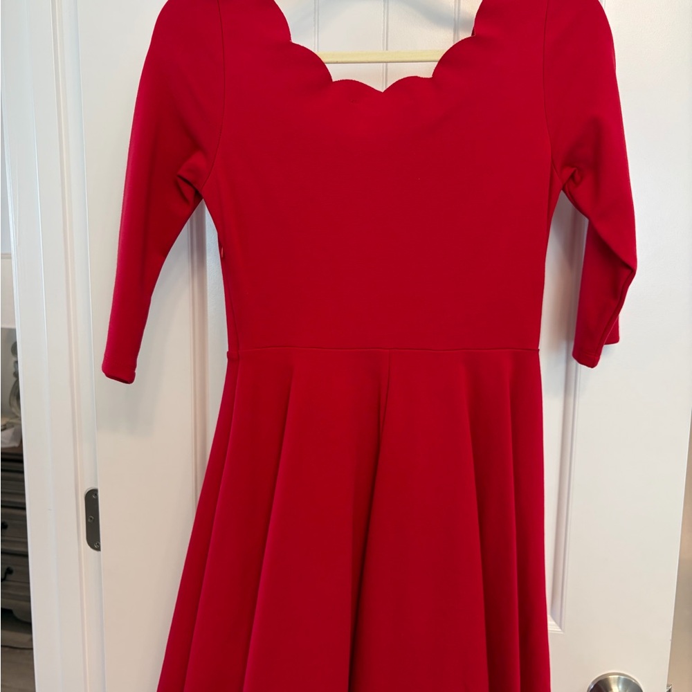 Lulu's Vibrant Red Scalloped Dress
